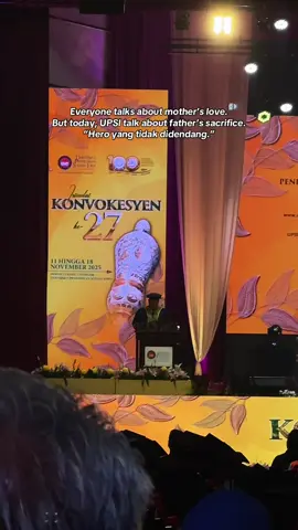 Ayah adalah hero yang tidak didendang. Terima kasih ayah, semoga Syurga buat ayah ✨💖 #konvokesyen #graduation #konvokesyenupsi27 #anakkandungsuluhbudiman #fyp 
