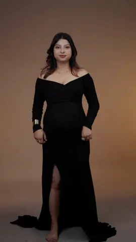 Dancing my way into motherhood❤️👶  #creatorsearchinsight #momtobe #maternitymagic #fyp #pregnancyglow @The_Benija✨👑 