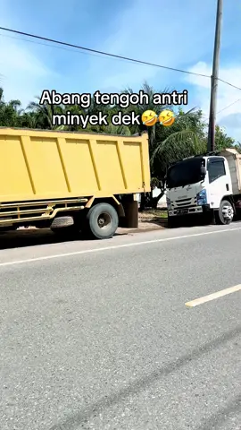 Abang lam tugas dx🤣🤣#masukbrandafypシviral @✨🅱️ang hus✨ @putra refejal27 @Bawi anak baik🤙🏻🀄️ @Cekminal 