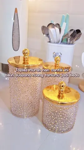 jangan nunggu puasa karena toples ini cepet banget sold out di bulan ramadan. 1 set isi 3 pcs. bisa beli satuan. cek motif lainnya dikeranjangku @egluxdecor  #topleslebaran #toplesmewah #toplesmurah #toplesaesthetic #topleskuekering 