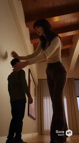 #giantess #giantwoman #gentlegiantess #sora2ai  #size 