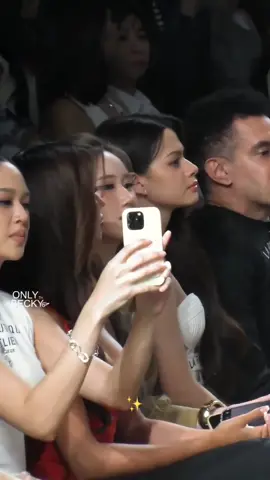 🫠🫠 #EFW2025xBecky #beckysangels #beckyarmstrong #beckyentertainment 