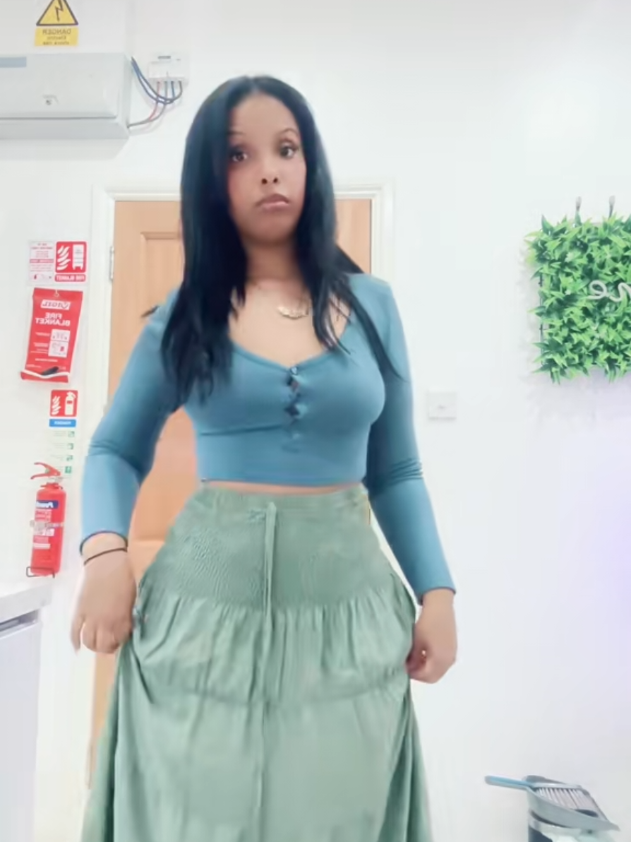 Somali Women Express #somalibeauty  #culturecrossing  #africanfashion  #somaliwomen  #traditionandtrend 