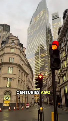 LONDON #londonstreets #welcometolondon #viral #fyp #forupage 