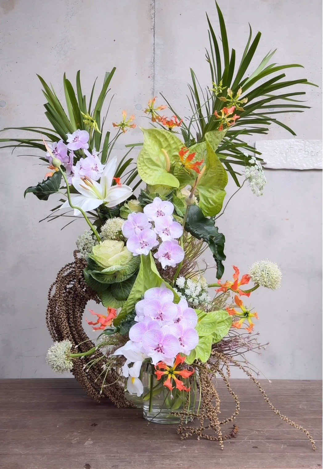 Your Boy Probably Still Buys You Flowers Somewhere else… 🌸 #floraldesign #fypage #eventdesign #nature