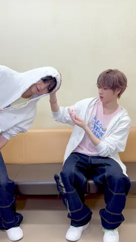 쓰담쓰담 #RYO #SAKUYA #NCTWISH  