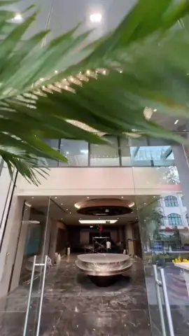 Thiết kế sang trọng kết hợp với 2.060 viên pha lê cao cấp tạo nên sự lấp lánh và lộng lẫy cho không gian. #denthietke #dentrangtri #horizonlighting 