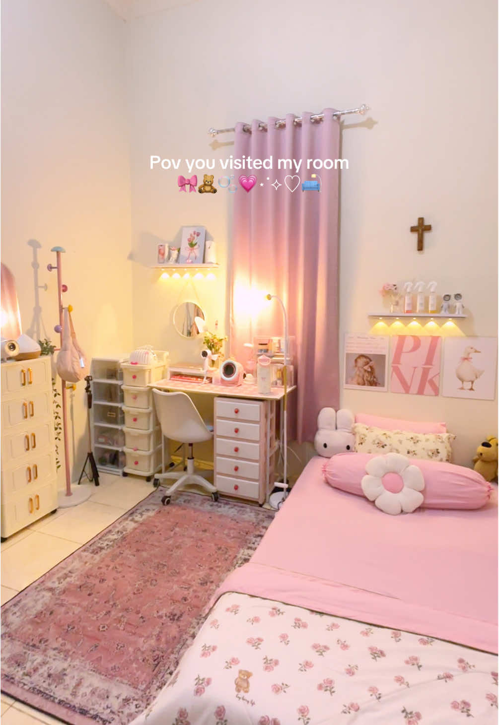 Jatuh cinta sama kamar sendiri 💗💕💓💞 #kamaraesthetic #roomdecor #homedecor #roommakeover #pinkroom 