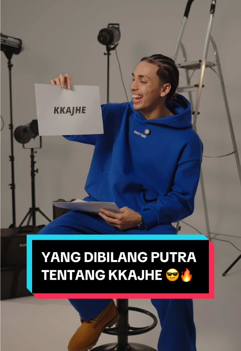 “Tra Kkajhe tra FYP” 😎🔥 Ini reaksi The Prince @𝓟𝓾𝓽𝓻𝓪🖤 Abdullah ketika diminta sebut satu kata pas nama Jekson @Kkajhe ✪ Karmela muncul 😜👌🏻 Menurut lo gimana? Tonton selengkapnya di @Monacruz Malaysia ✨ #monacruz #monacruzmalaysia #monacruzmy #putraabdullah #kkajhe 