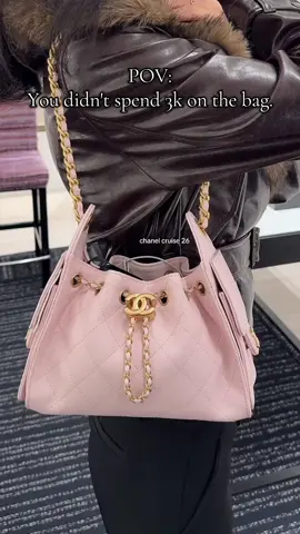She is so beautiful. #chanel #chanelbag #chanel25 #bag #luxury 