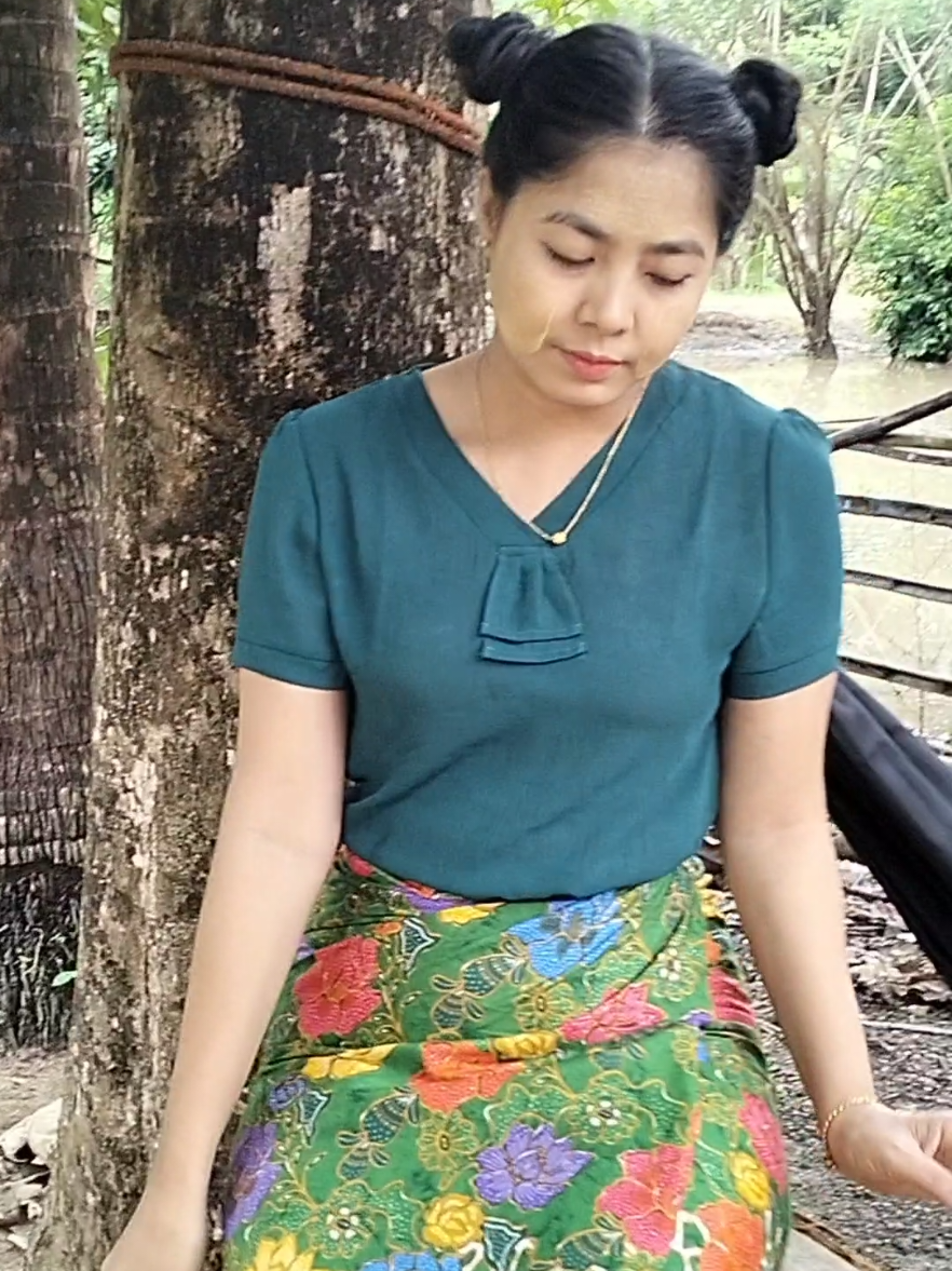 #မိဌေးမဟုတ်တဲ့ မိဌေး#