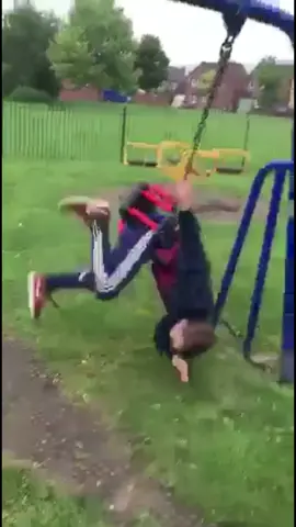 Swing fails #fyp #funny #fail #swing #happy 