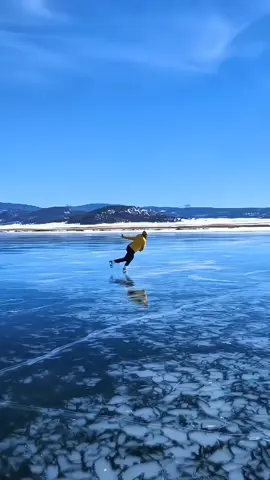 A positive mindset and a love for life are the best antidote to fatigue. #IceSkating #foryou  #music  #tiktok  #fyppppppppppppppppppppppp 