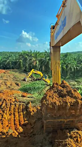 angel iki bolo🤣#fypp #opratorexcavator 