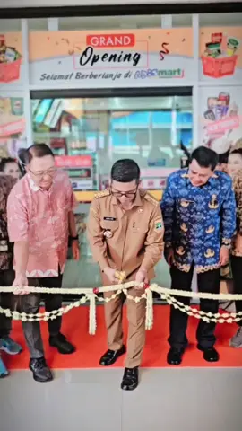 Meresmikan lembaga pelatihan khusus Adis Dimension Footwer untuk pelatihan jahit sekaligus Koperasi PT. Adis  #andrasoni #gubernurbanten 