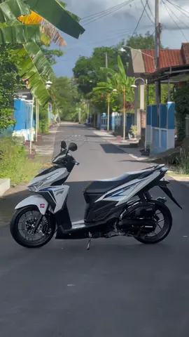 pesona vario modif 200rebu🤩#VAROEM💫 #vario125 #ledold #varvario 