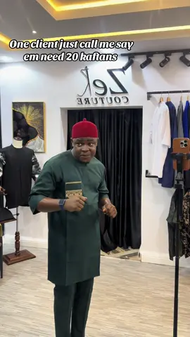Na once I tear steps like @Daddy Trevor #dance #mensfashion #zekcouture #kaftan #fypシ゚ 