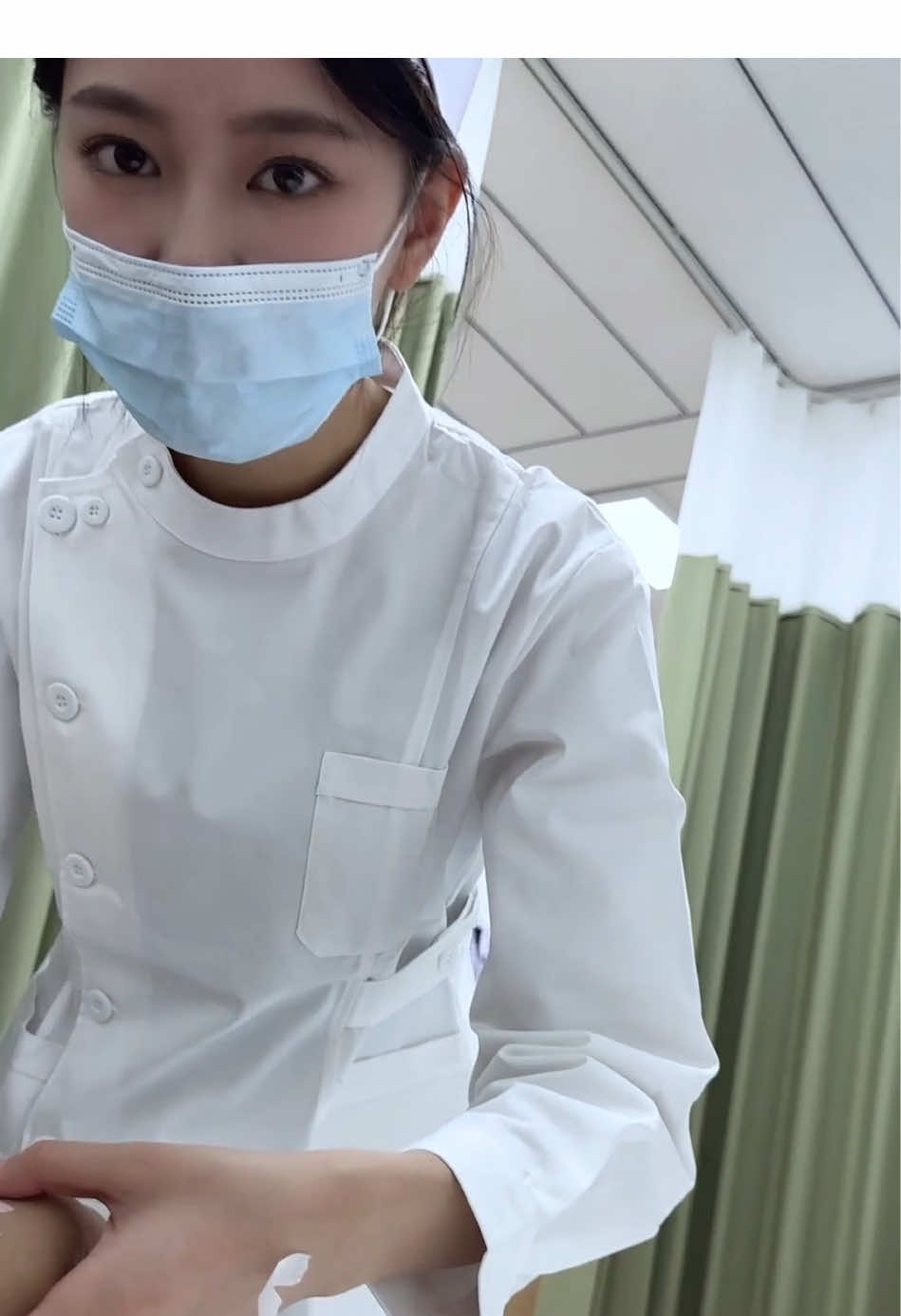 當我生病住院時。#職場 #美女 #探病 