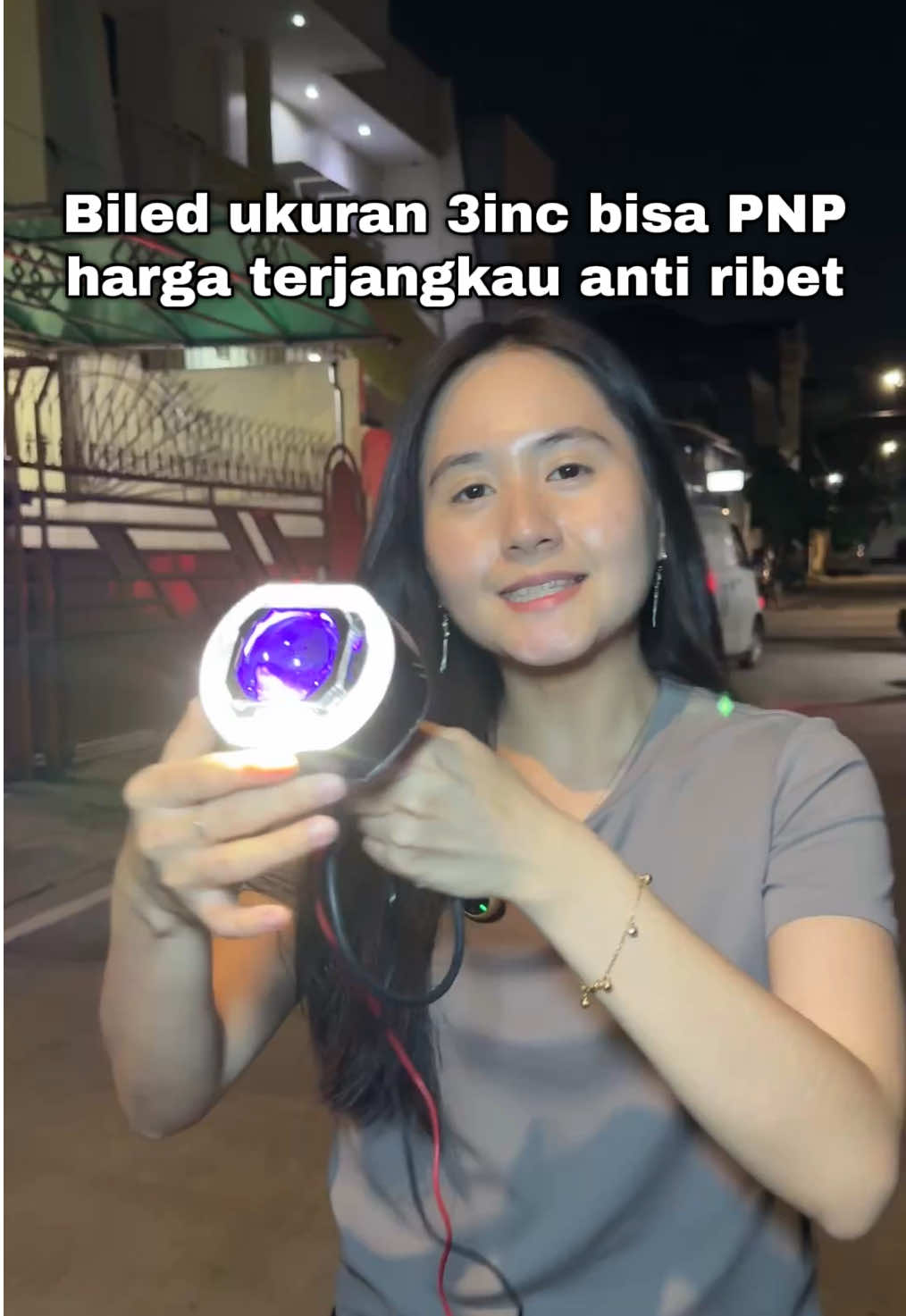 harga ga sampe 200rb tapi ada garansi nya 1 tahun CR7 C627