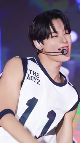 pesona pria matang😋 #juyeon #deobi #theboyz #lewatberanda #fypp 