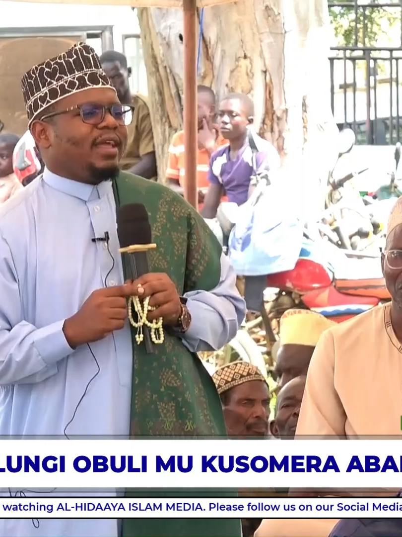 okuteeka ebimuli ku ntaana sunnah- shk matovu ashraf bazanyanengo