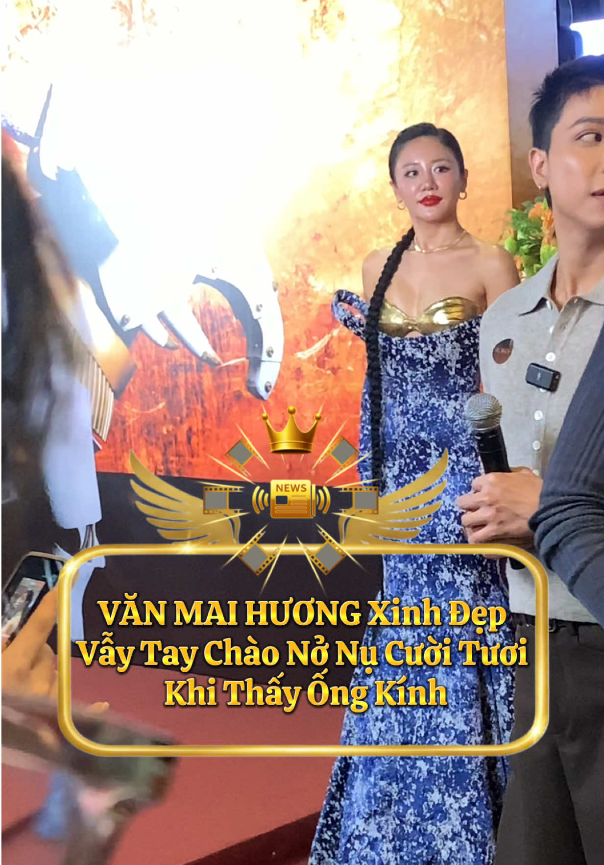 VĂN MAI HƯƠNG Xinh Đẹp Vẫy Tay Chào Nở Nụ Cười Tươi Khi Thấy Ống Kính #vanmaihuong #tienproductionbiz #tiktokgiaitri #vuonhong #tintucshowbiz 