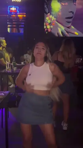 Bi detay var umarım abla fazla linçlenmez 😅