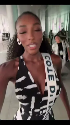 #oliviayace #missuniverse2025 #missuniversethailand2025 #missuniversoliviayace 