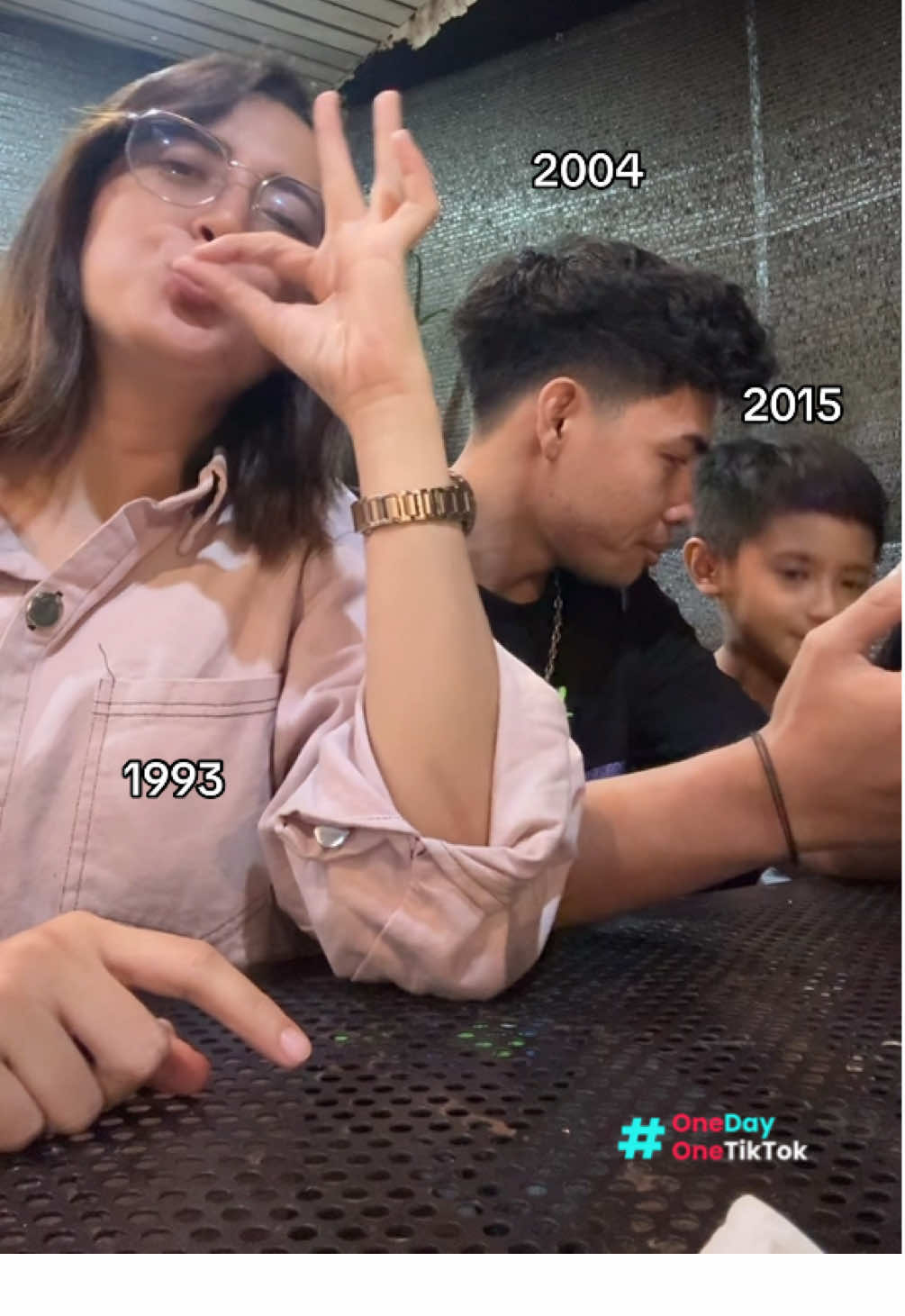 Udahh akrab aja 😋 #adhanlalak #OneDayOneTikTok 