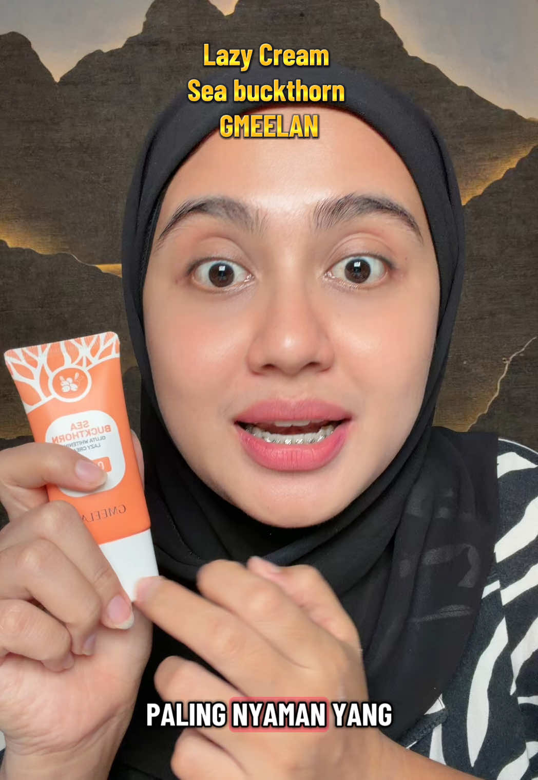 Makin keringetan makin glowing #gmeelan #gmeelanid #gmeelanoriginal #lazycream #gmeelanlazycream 