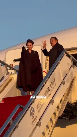 Safe flight krap🛫🇹🇭 #Queensuthida #HMSV #ในหลวงรัชกาลที่10 