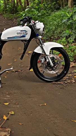 ruedyy rii siap bungkus pesanan mas pendy yoga dari trenggalek🔥 #cbdownsize #cbstandartouring #cbhedon #cbindonesia 