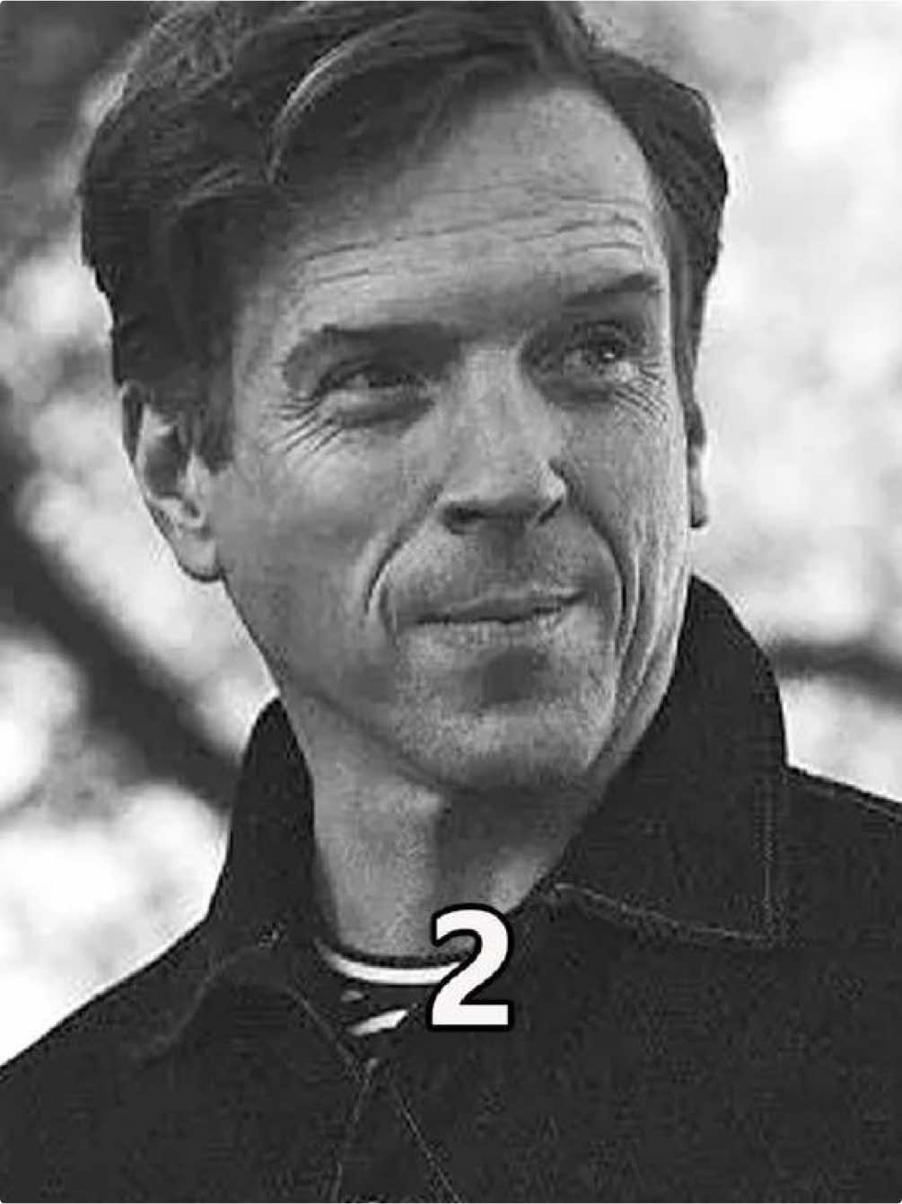 男人利用隐身术，骗过了对方的搜查