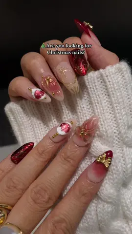 It’s time to grab your Christmas nails💅🏻😍 tap to shop before the sales gone #pressonnails #christmasnails #nailideas #winterfashion #decembernails 
