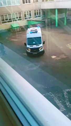 ни кто не умер. это к нашему директору пришли, я сам незнаю зачем