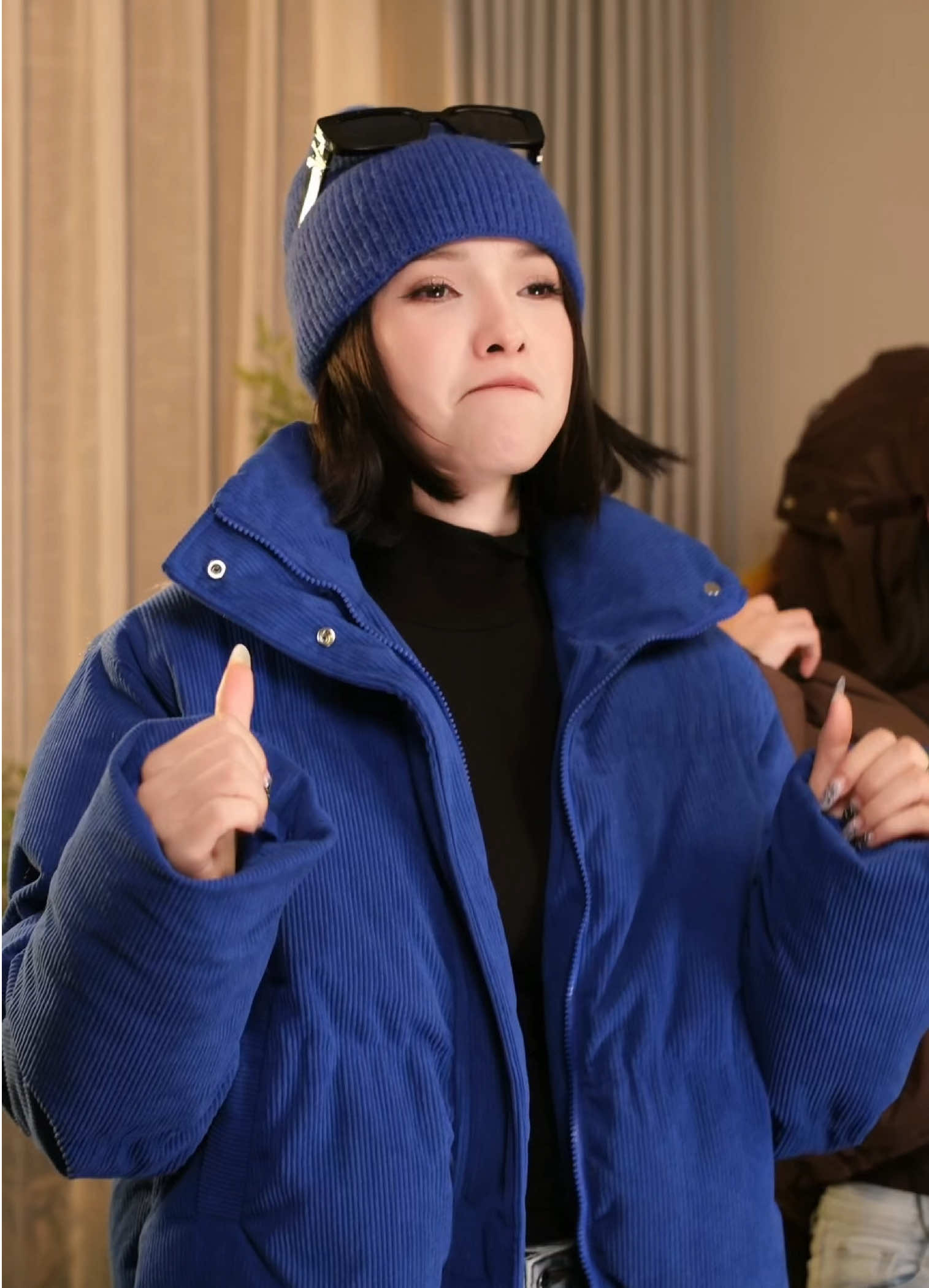 Trái gúo trở trời , trái giới thì mình mua áo phao nhung siêu cấp vũ trụ #hanhnguyenmikixi #byjane #phoidoxinh #qccc #aophao 