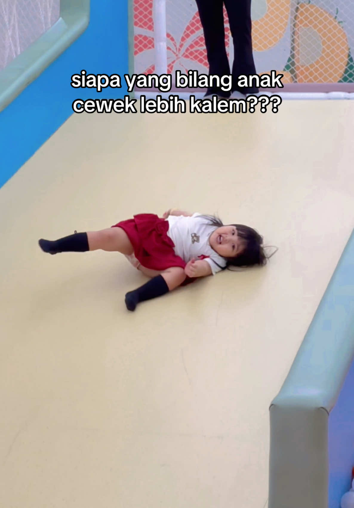 gaada kalem2nyah anak gadiest guweh mah 😭🤣🫶🏻 iket rambut ampe ilang saking banyak gaya🙂 #fyppppppppppppppppppppppp 