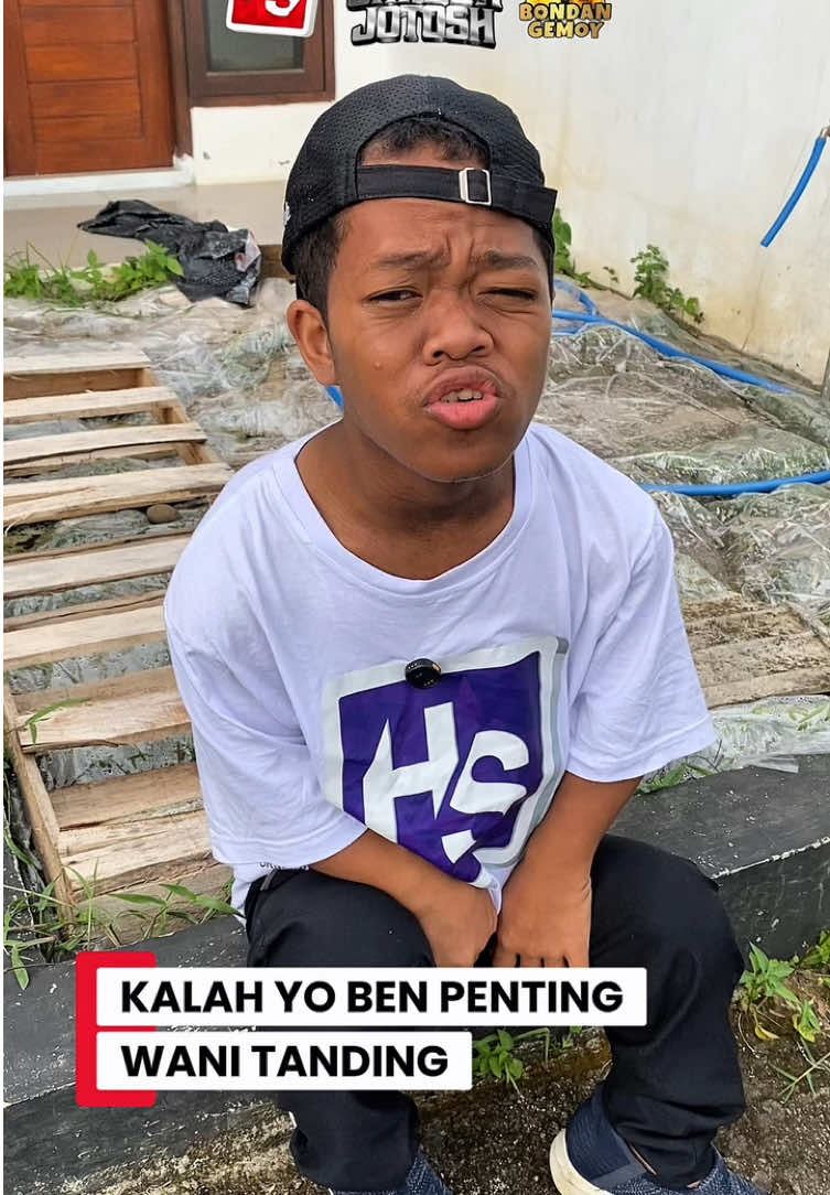 DALAM PERTANDINGAN KALAH MENANG WIS BIASA @WAYAHE SHADUK JOTOSH @BONDAN GEMOY #tiyanrakyatkecil #shadukjotos #kickboxing #herobondangemoy 