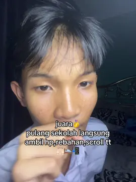 sama,males ganti baju