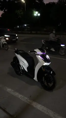 Chỉ đẹp khi vừa mới bắt đầu …#sh125 #sh160 #shkieng #xuhuong #txspeed 