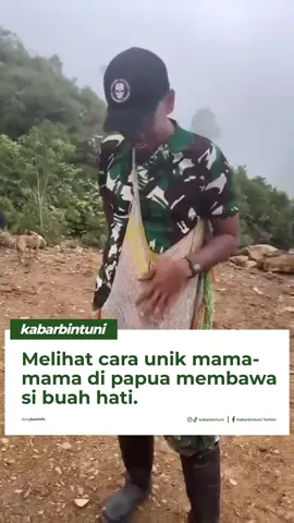 Dalam setiap helai noken, ada cerita kasih seorang mama Papua. Menggendong harapan, menjaga masa depan❤️ sc : ig @jendralkecil1122 #fyppppppppppppppppppppppp #papuatiktok #papua 