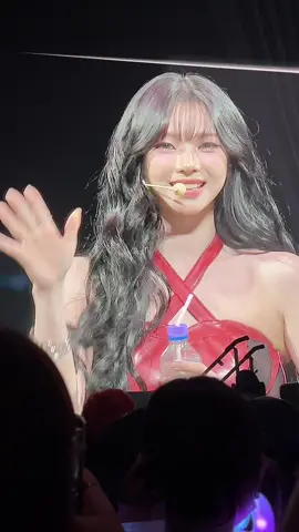 พี่น่าสวยจนใจเจ็บ 🫶🏻🤏🏻💕 #aespa_synk_aexisline_bangkok #aespa #karina 