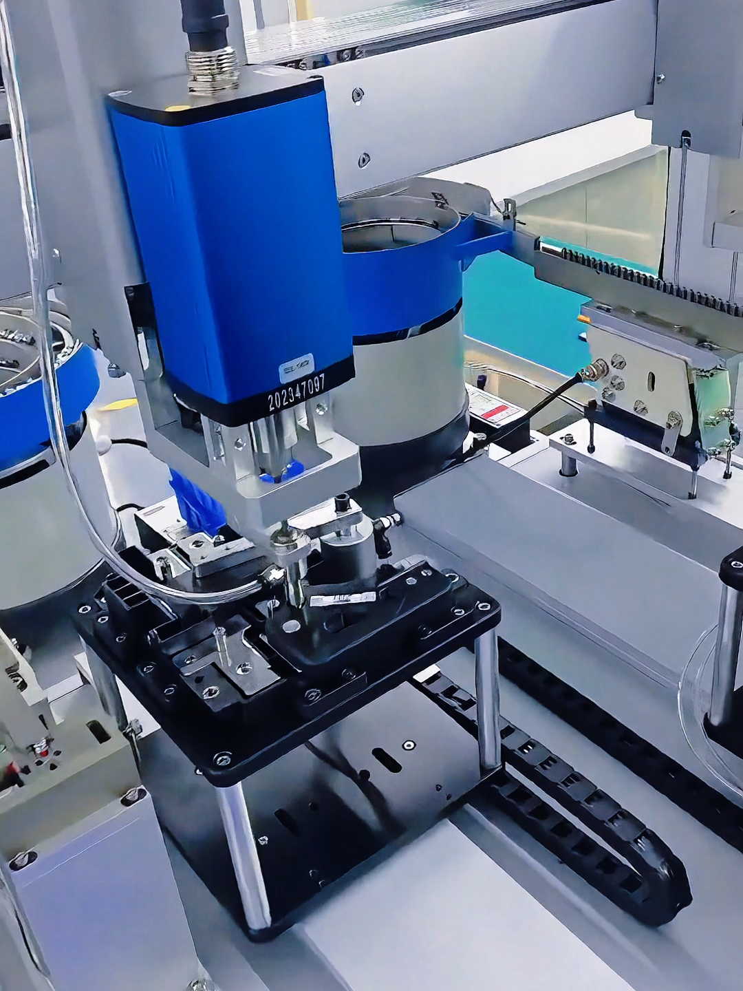 🏭 OKATA Automatic Screw Locking Machine 🌟 The OKATA Automatic Screw Locking Machine combines advanced screw fastening technology with intelligent control systems, delivering fast, precise, and stable screw locking for a wide range of electronic and industrial products. ✨ Fully automated screw feeding, positioning, and tightening with real-time torque monitoring ensures consistent assembly quality, improves product reliability, and effectively reduces labor costs and human errors. 🚀 With the OKATA Automatic Screw Locking Machine, your production line achieves smarter assembly, higher efficiency, and stronger competitiveness in the market! 👉 If you have any automation needs, please feel free to contact OKATA for more information! 🔥 Website: gtokata.com #OKATA #smartfactory #automation #manufacturing #machine #automationequipment #productionline