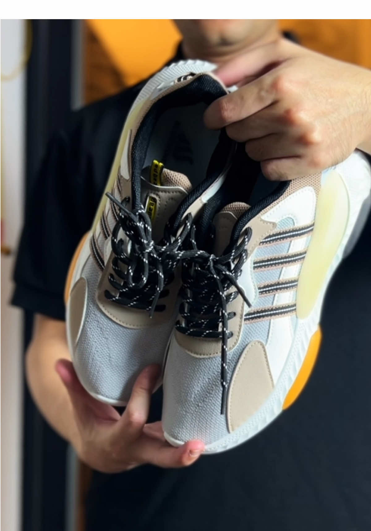 Giày thể thao #giaythethao 