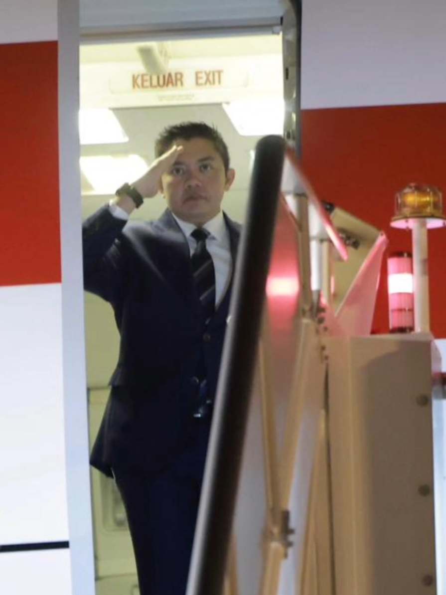 syafakillah ya pak🥺🫶🏻✨️ #fyp #letkolteddy #seskabteddyindrawijaya #teddyindrawijaya #CapCut 