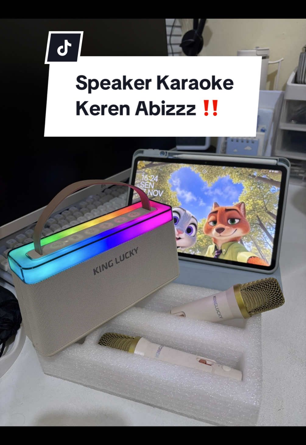 Speaker Karaoke Keren Abizzz‼️ 1000% rekomendasi ✅Baterai Awet 4000 mAh ✅Banyak Pilihan Suaranya ✅Dapet 2 Mic ✅Lampu Bisa di Ganti” ✅Estetik Pula Lengkap pool pokonya mah🥳 #karaoke #speakerkaraoke #speakerbluetooth #kinglucky 