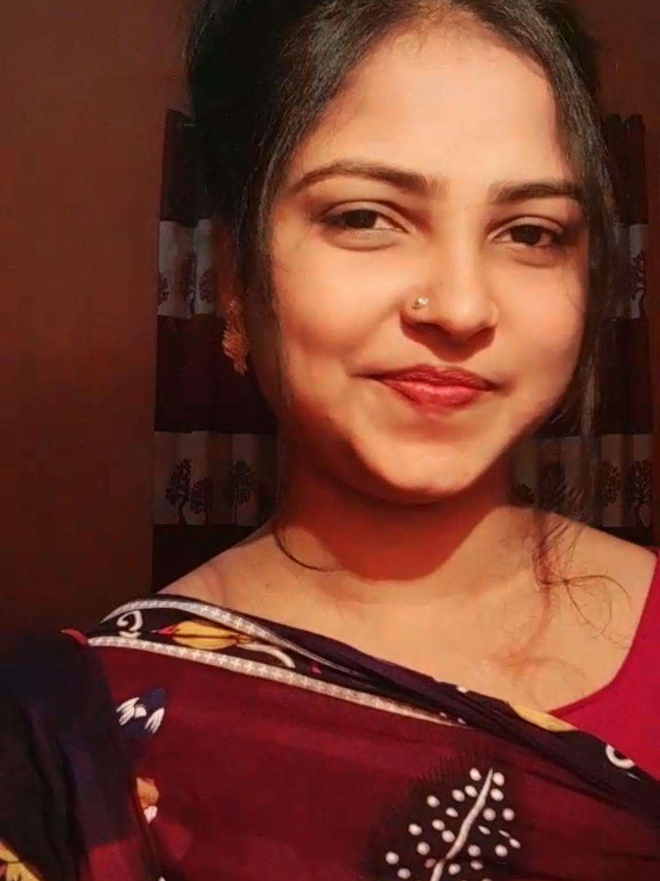 নারীর চায়না টাকা পয়সা চায়নারে সম্পত্তি #