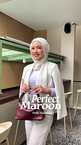 Warna best seller satu ini emang ditungguin kalo lagi restock, mumpung available nih bisa checkout sekarang yah😉 #tinyblack #taswanita #bag #localbag #localbrand 