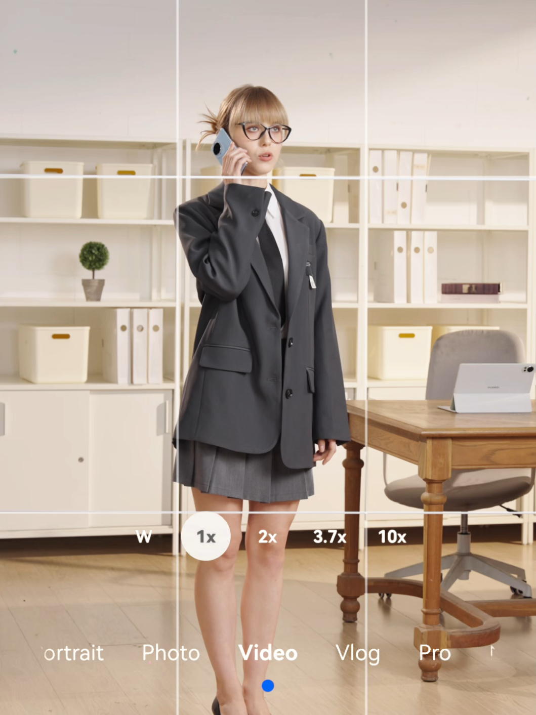 With every snap, a new style. 👀 #HUAWEInova14Pro #ProYourPortrait