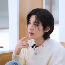 어빠 아니고!! 이한 꺼거어 ~~🥹💖 #yijin #leehan #kimleehan  #boynextdoor #이한 #보이넥스트도어 #onedoor #kpop #foryoupage #fyp #foryou @BOYNEXTDOOR 